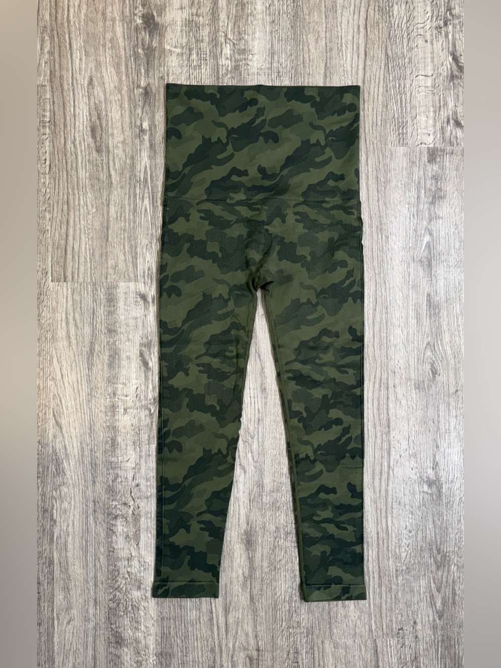 Belly Bandit Mother Tucker Camo Postpartum Compression Leggings High Waist Sz L